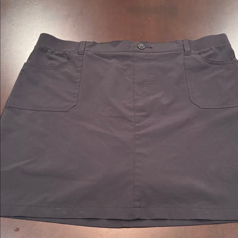 Lee Black Skirt
